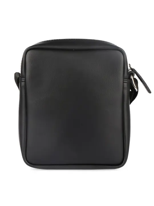 682b5614-391d-4af8-8bd7-3ae8d08dd27c1662099532674-Cross-Men-Black-Solid-PU-Structured-Sling-Bag-35516620995322-4.webp