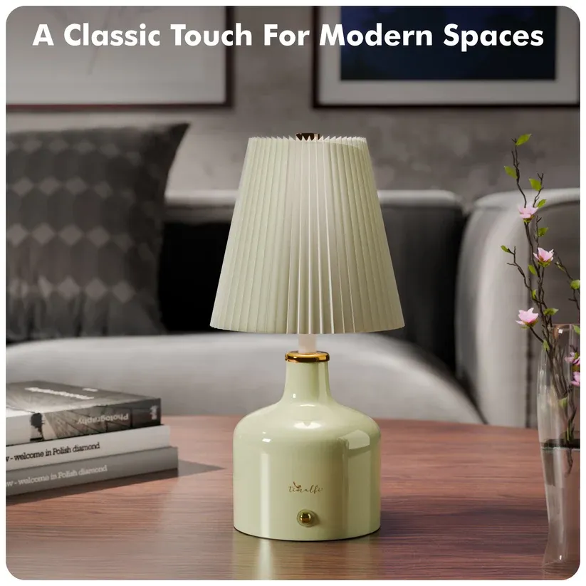 timalfi-aesthetic-table-lamp-for-home-decoration-vintage-ceramic-desk-lamp-heritage-1500x1500_2.webp