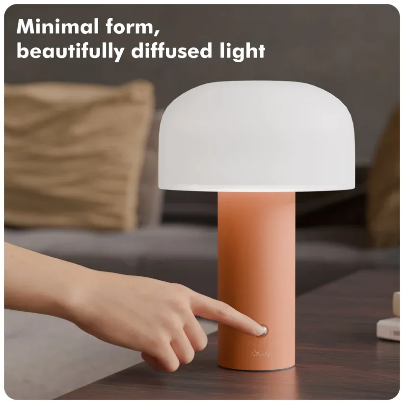 timalfi-table-lamp-for-home-decoration-metal-bedside-lamp-for-bedroom-1500x1500_2.webp