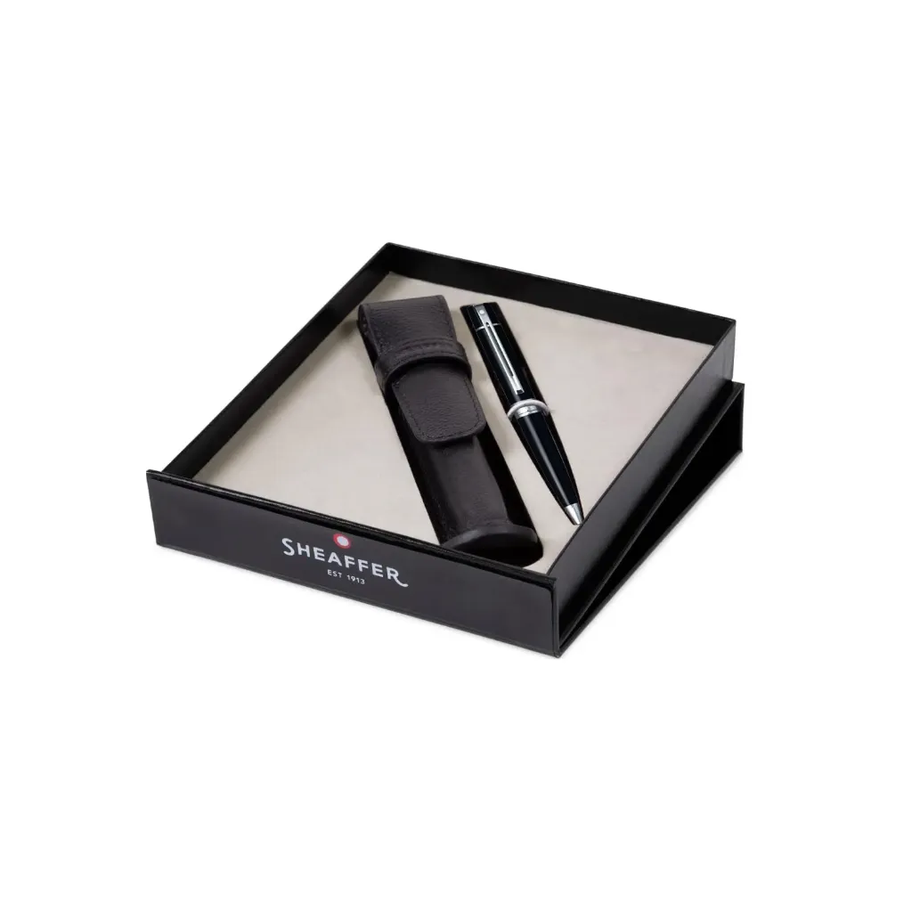 WP37628- GIFT SET SHEAFFER 300 G9312 GLOSSY BLACK WITH CHROME PLATED TRIMS FINE FP WITH PEN POUCH