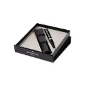 WP37628- GIFT SET SHEAFFER 300 G9312 GLOSSY BLACK WITH CHROME PLATED TRIMS FINE FP WITH PEN POUCH