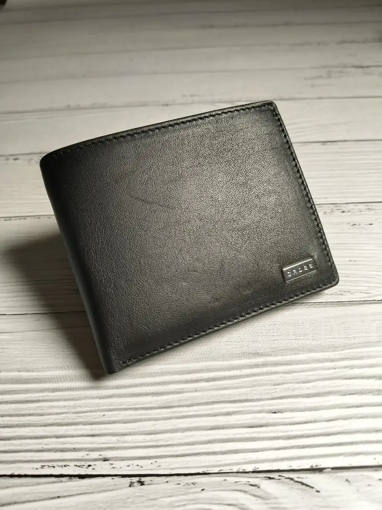 CROSS INSIGNIA BI-FOLD COIN WALLET- BLACK